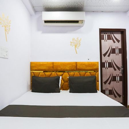 Flips With Mykonos Guest House Yeni Delhi Dış mekan fotoğraf