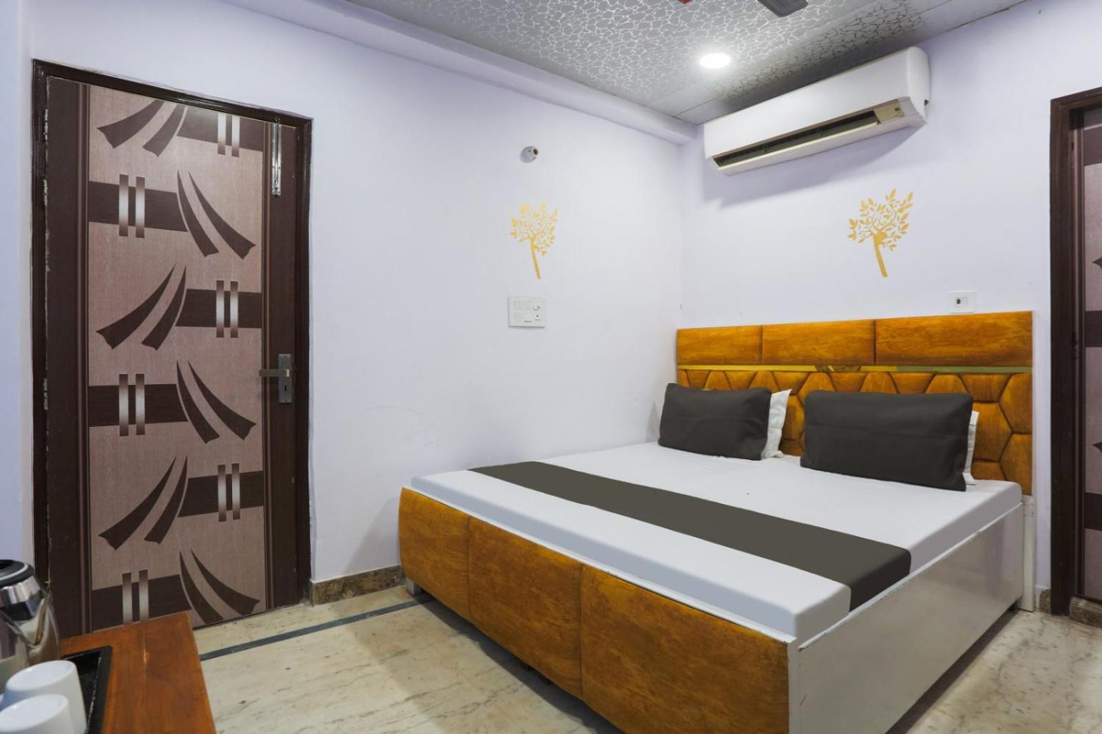 Flips With Mykonos Guest House Yeni Delhi Dış mekan fotoğraf